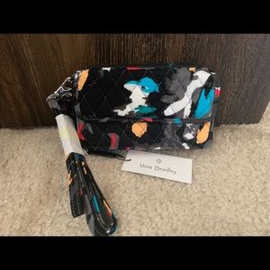 Vera Bradley Wallet / Wristlet
